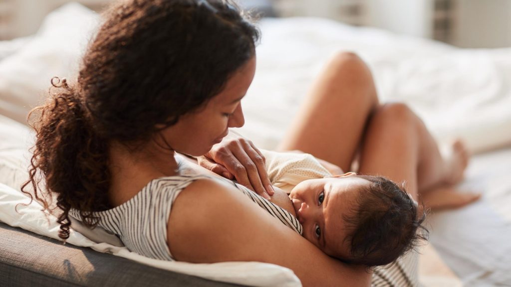 Certified sleep expert guiding parents through gentle baby sleep training